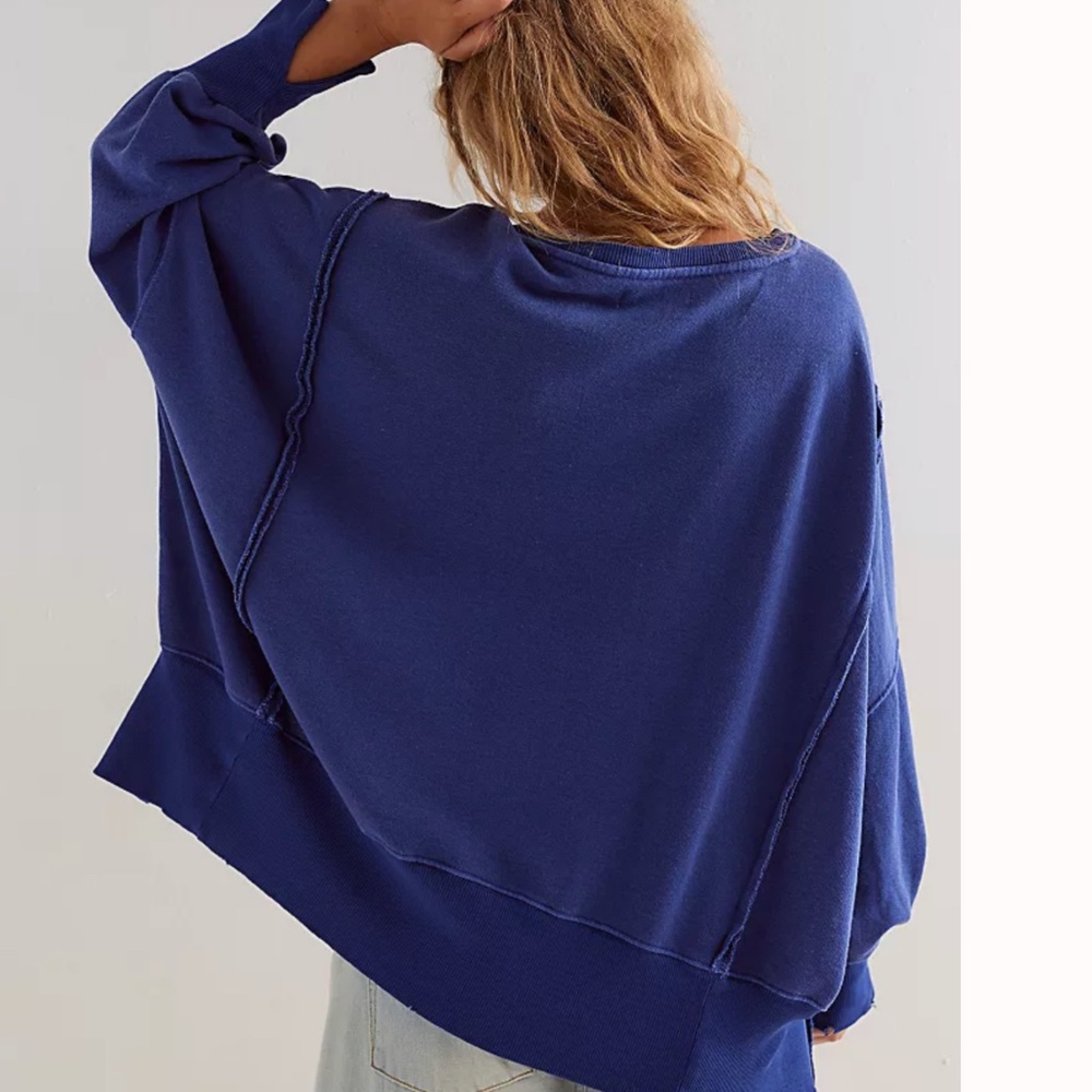 Free People We The Free Graphic Camden in Blue sz Large NWT - Picture 3 of 7